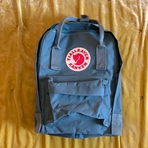 Fjallraven Kånken Mini Backpack